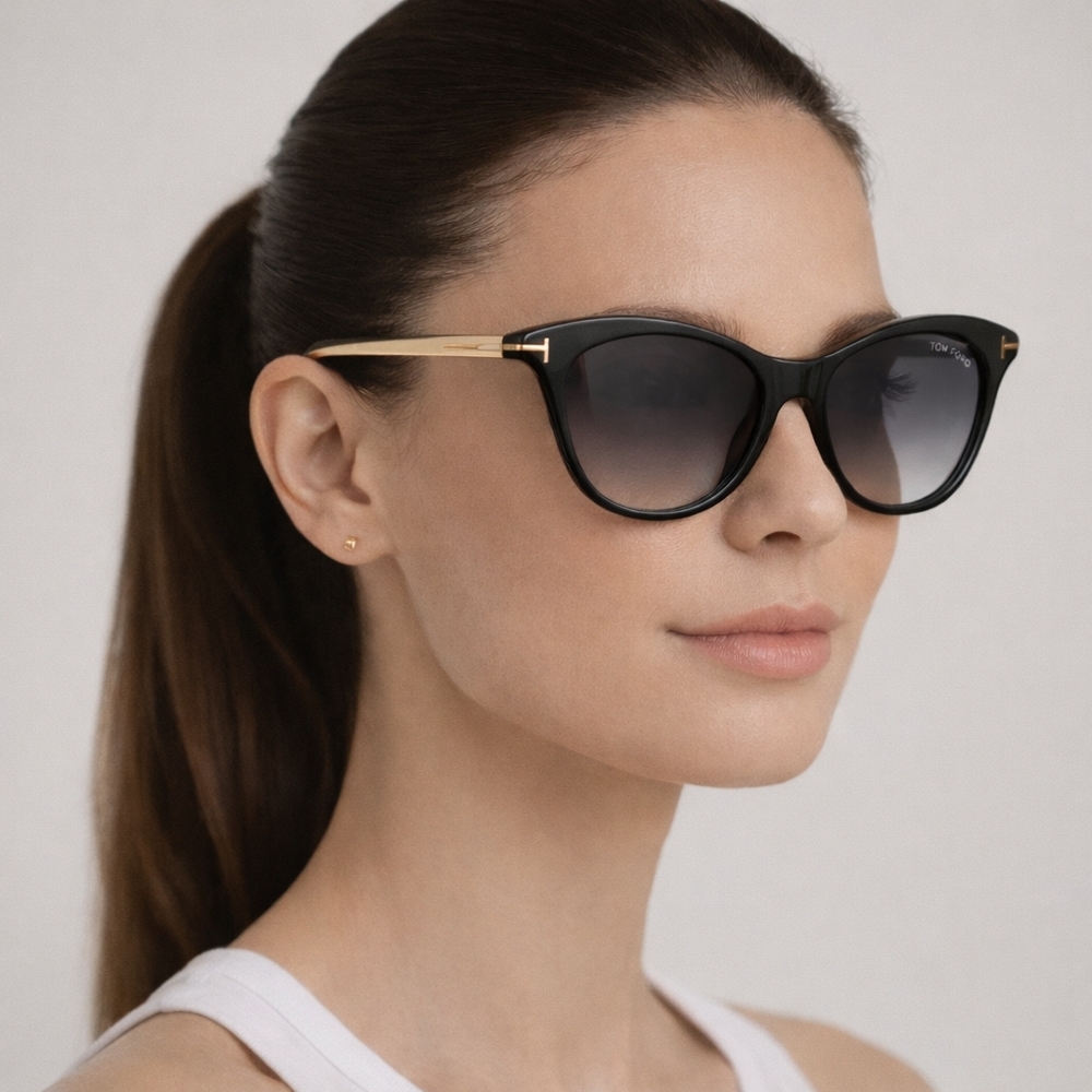 🌟 TOM FORD Micaela Wayfarer Black Polarized Sunglasses with Gold hardware